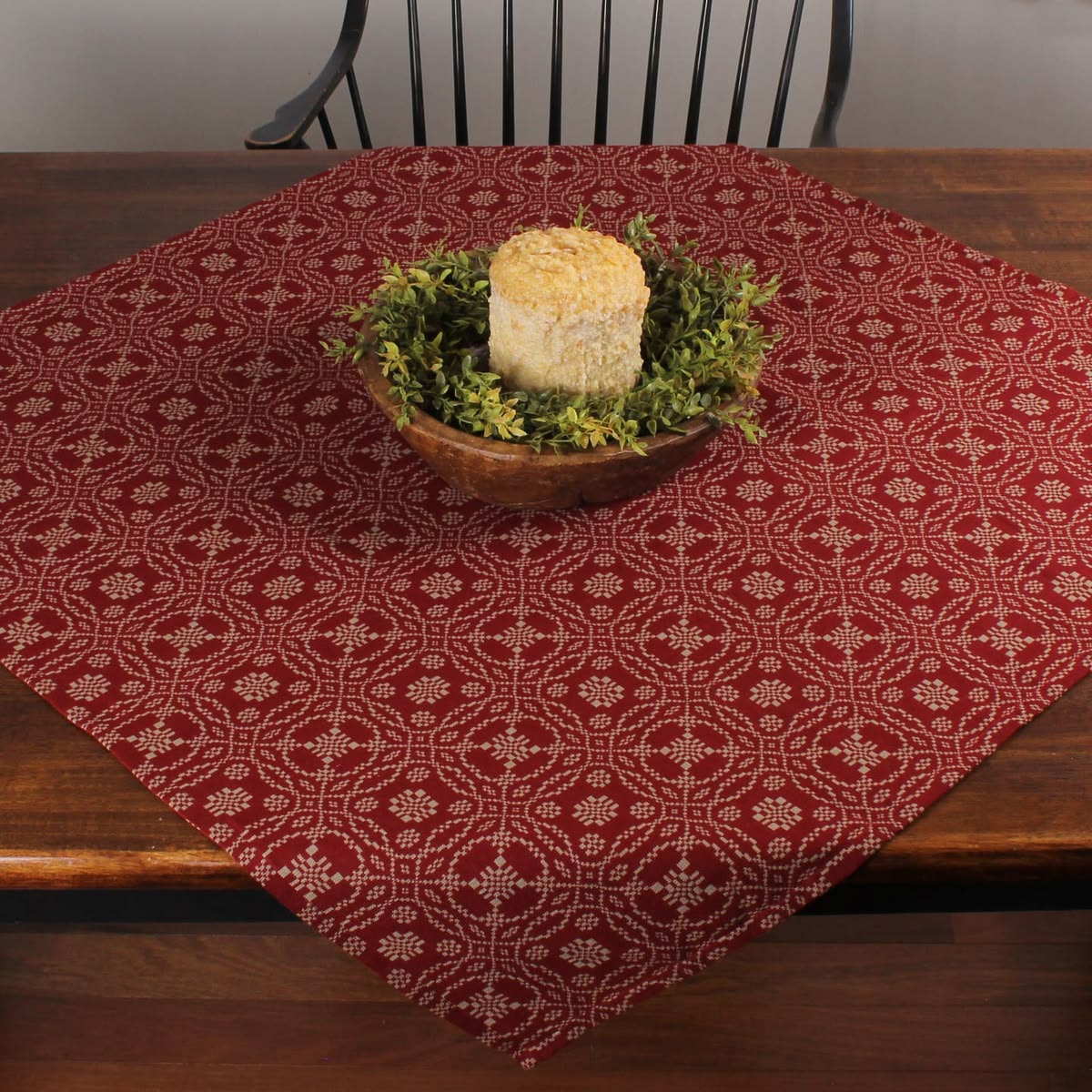 Primitive Lover's Knot Jacquard Table Square 36" Barn Red/Oat
