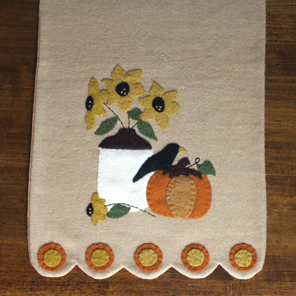 Primitive Crow, Crock and Pumpkin Wool Felt Applique Table Runner 14"x36"