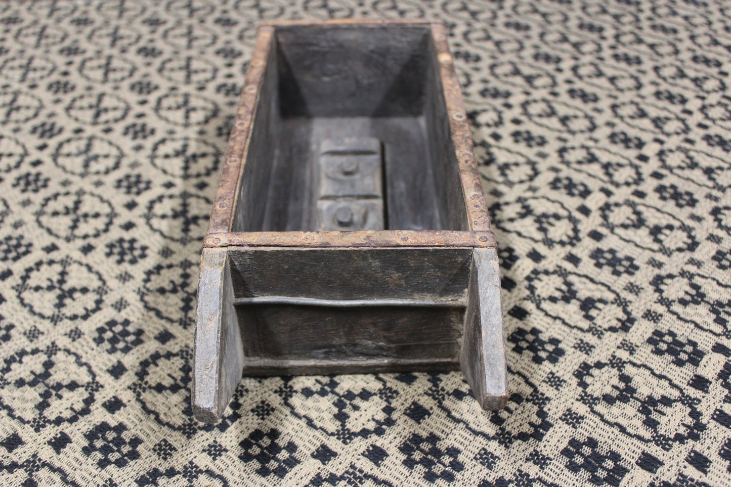 Vintage Wooden Brick Mold with 2 Wooden Handles. (Dark Wood)