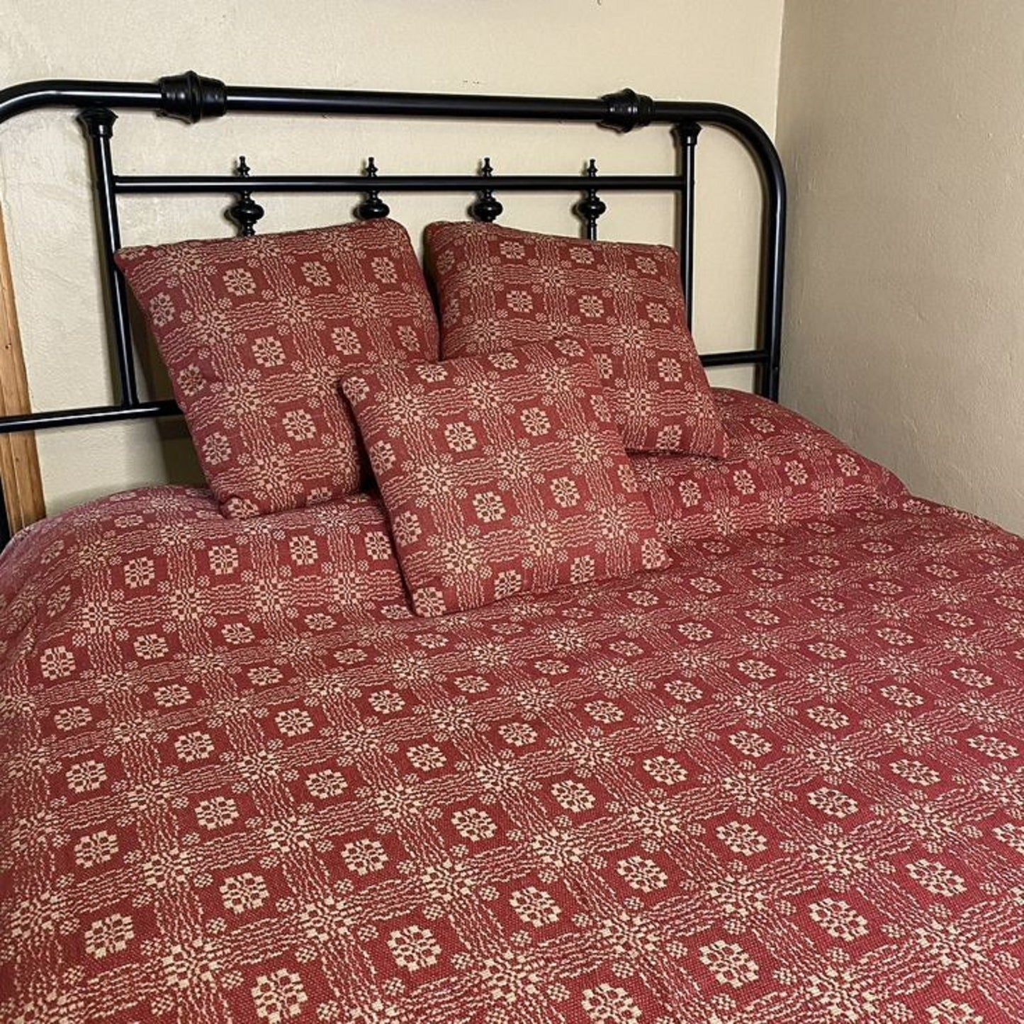 Primitive/Colonial Gettysburg Coverlet King Bed Cover Red/Tan