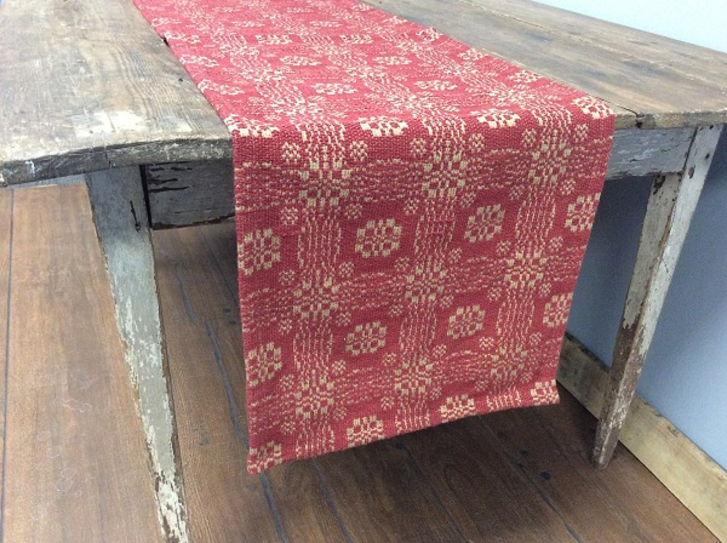 Primitive Gettysburg Short Coverlet Table Runner Red/Tan 14"x32"