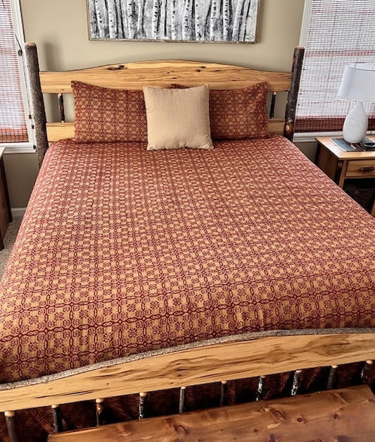 Primitive Colonial Saratoga Coverlet Bed Cover King size Red/Tan